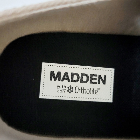 NEW Madden Taupe Canvas Sneakers, Size 7.5 - Picture 7 of 8